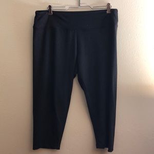 Balance Collection capris leggings.